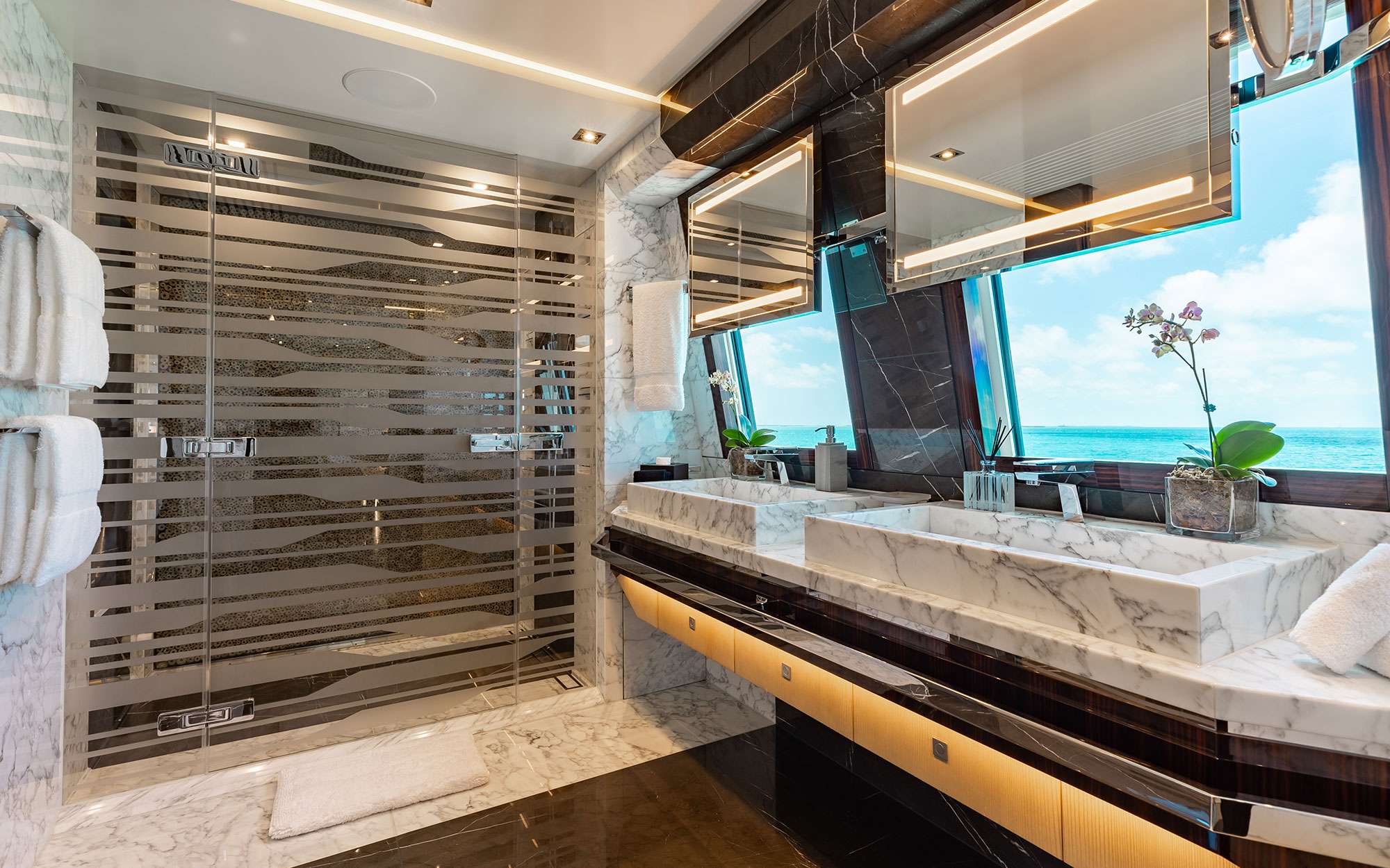 yachtPic10