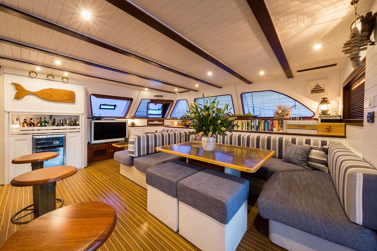 yachtPic10