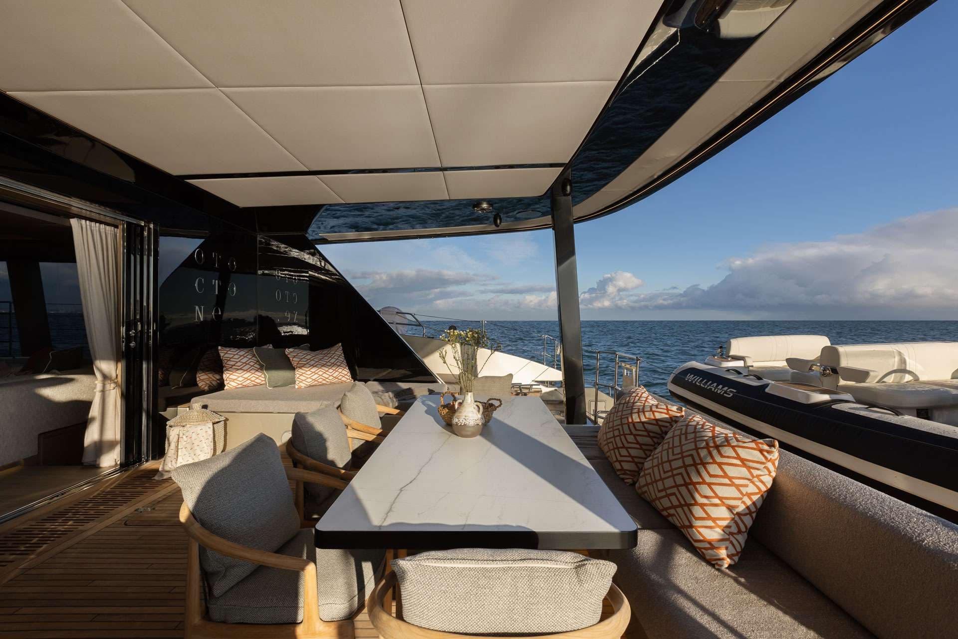 yachtPic13