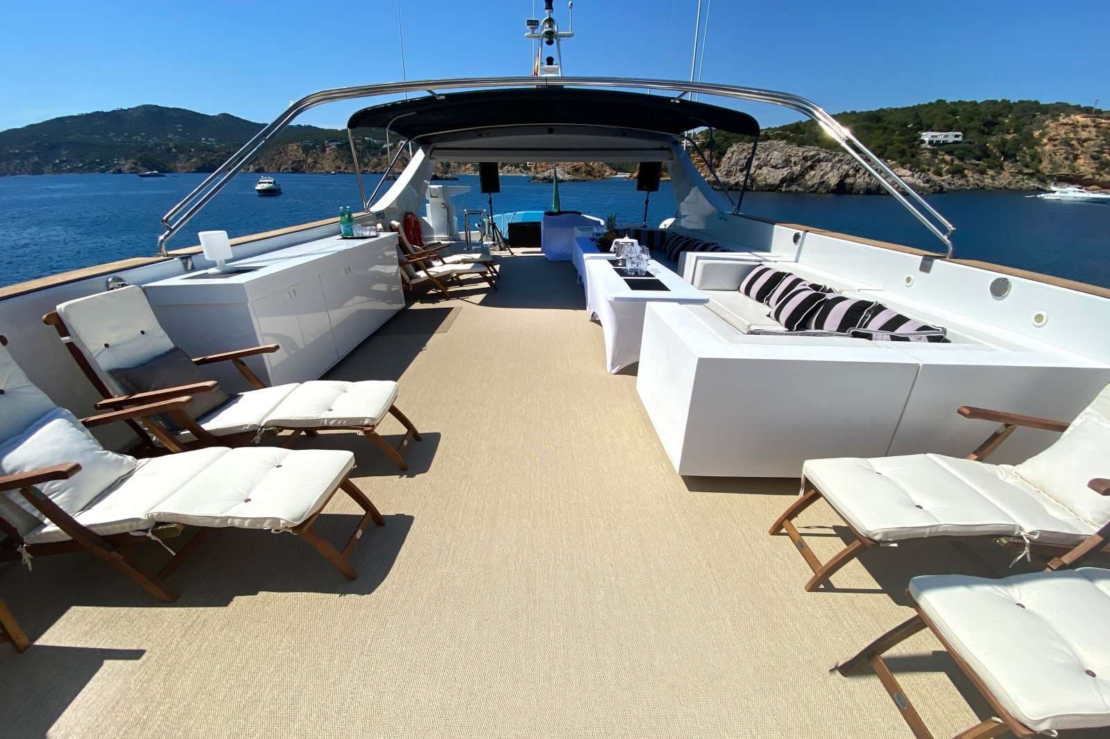 yachtPic18