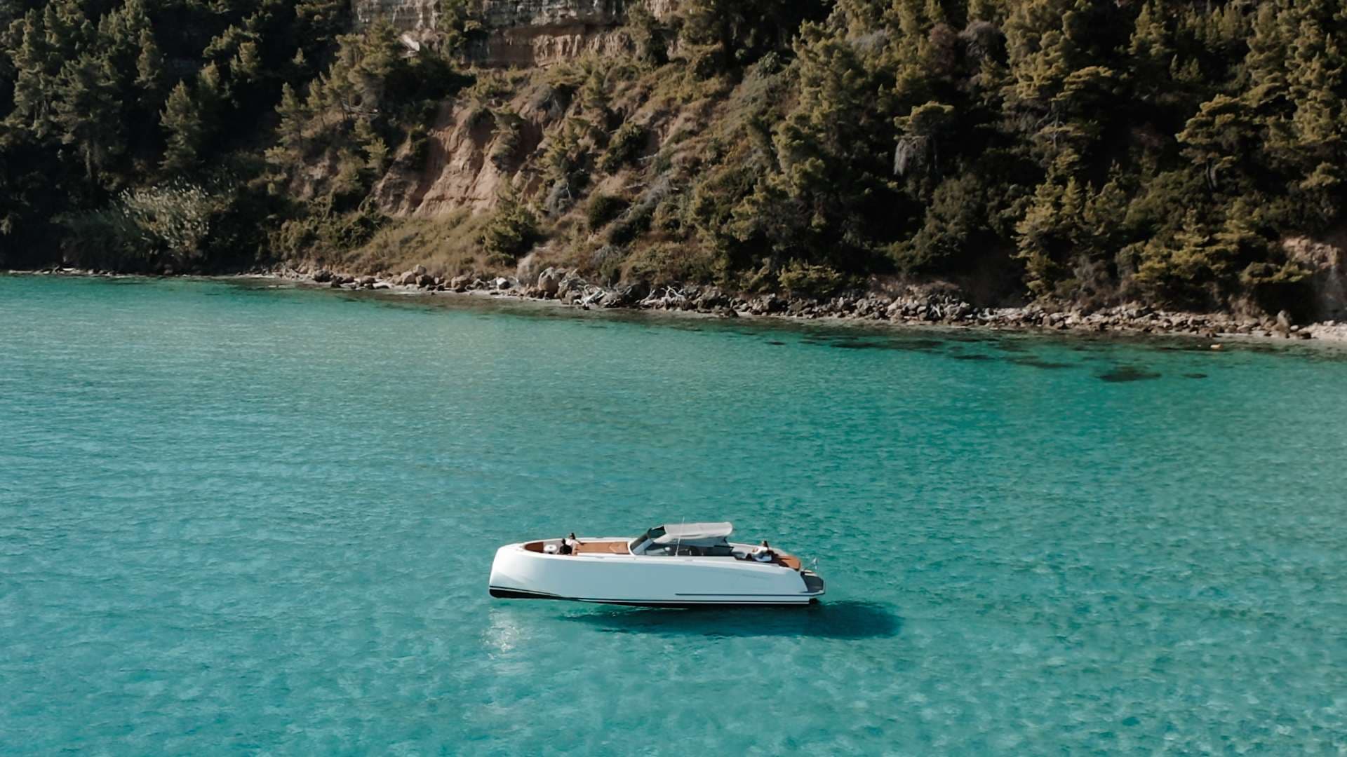 yachtPic18
