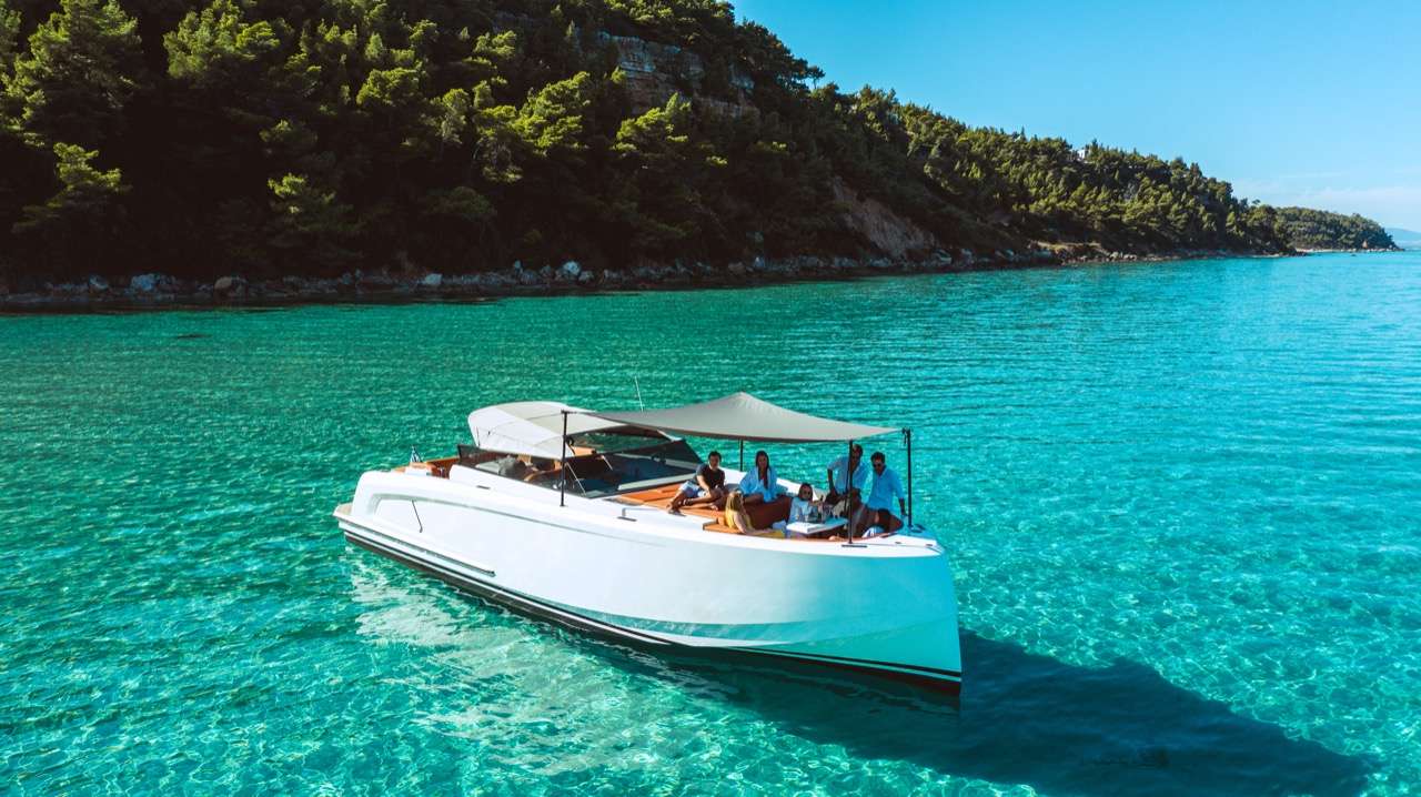 yachtPic11
