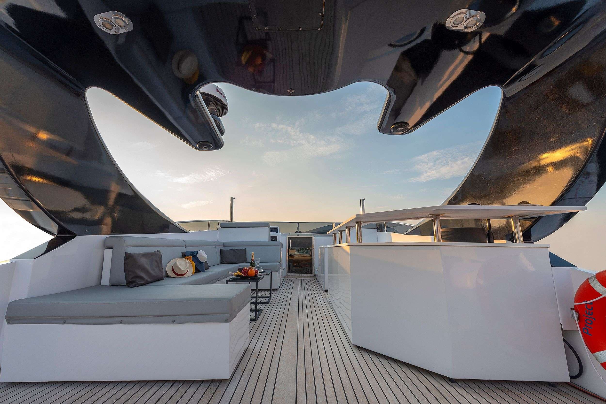 yachtPic10
