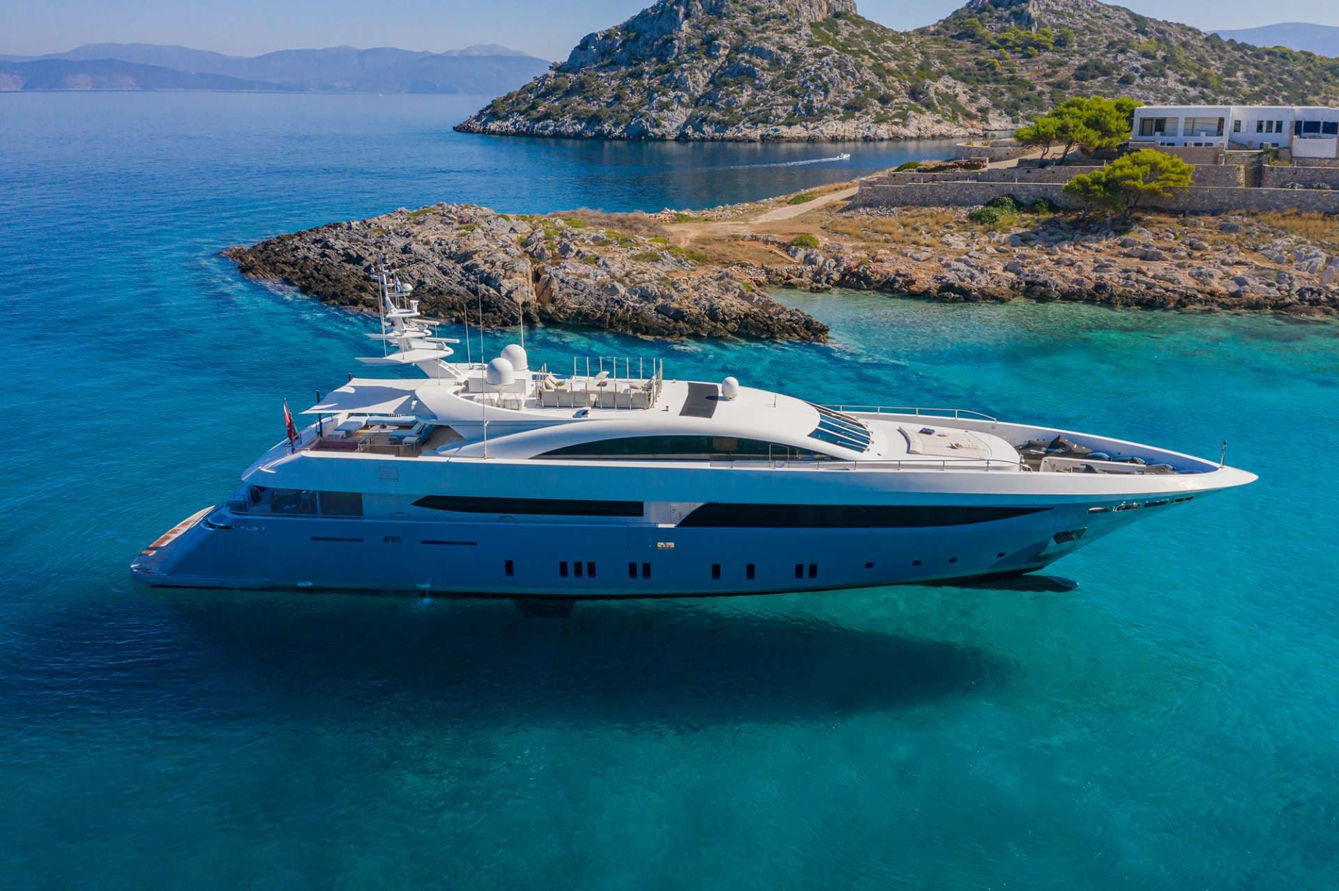 yachtPic1