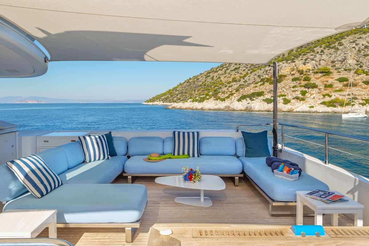 yachtPic13