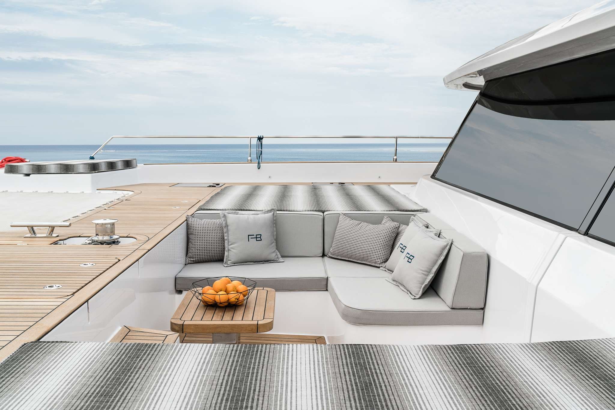 yachtPic5