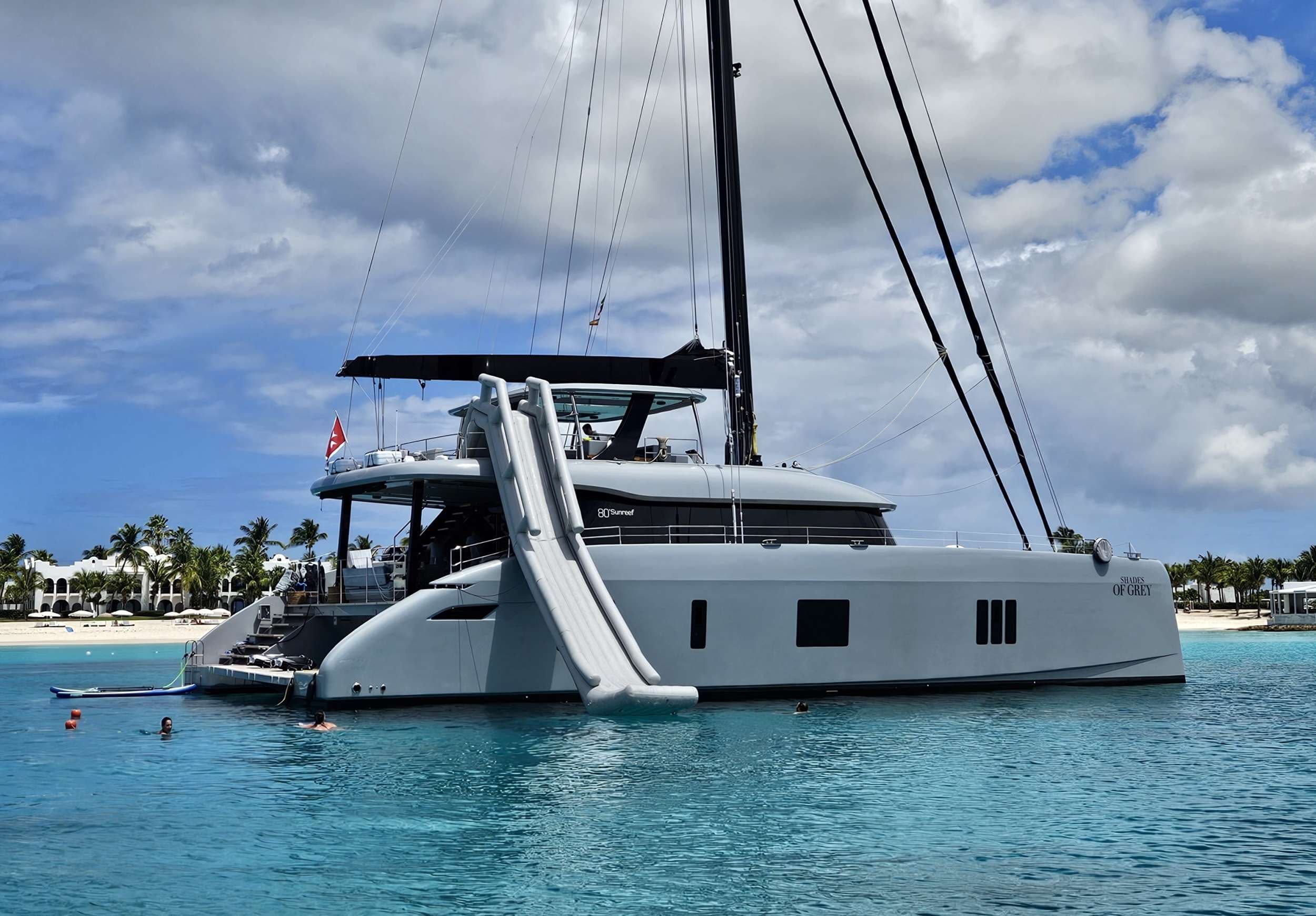 SHADES OF GREY, 24m catamaran