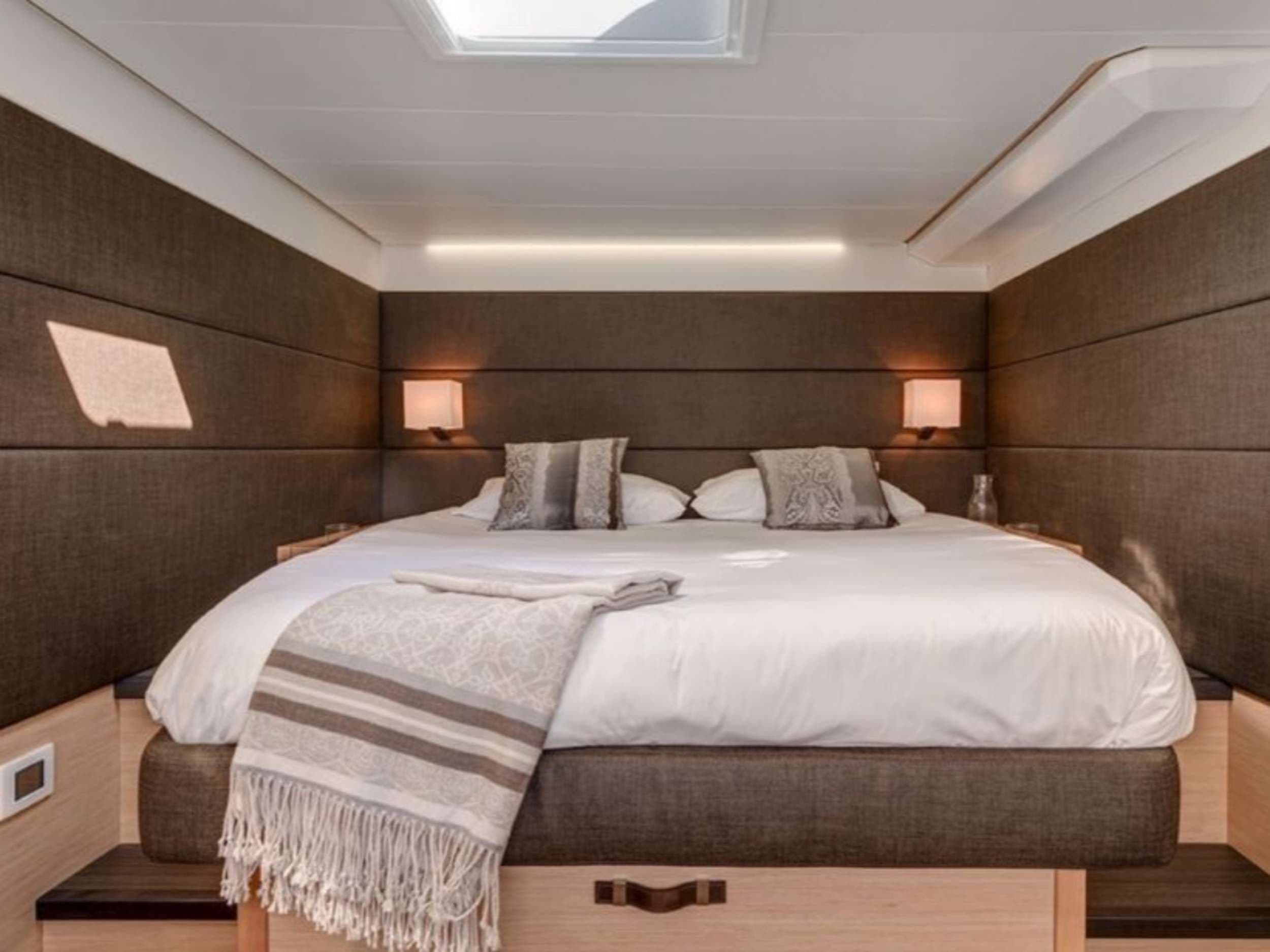 yachtPic18