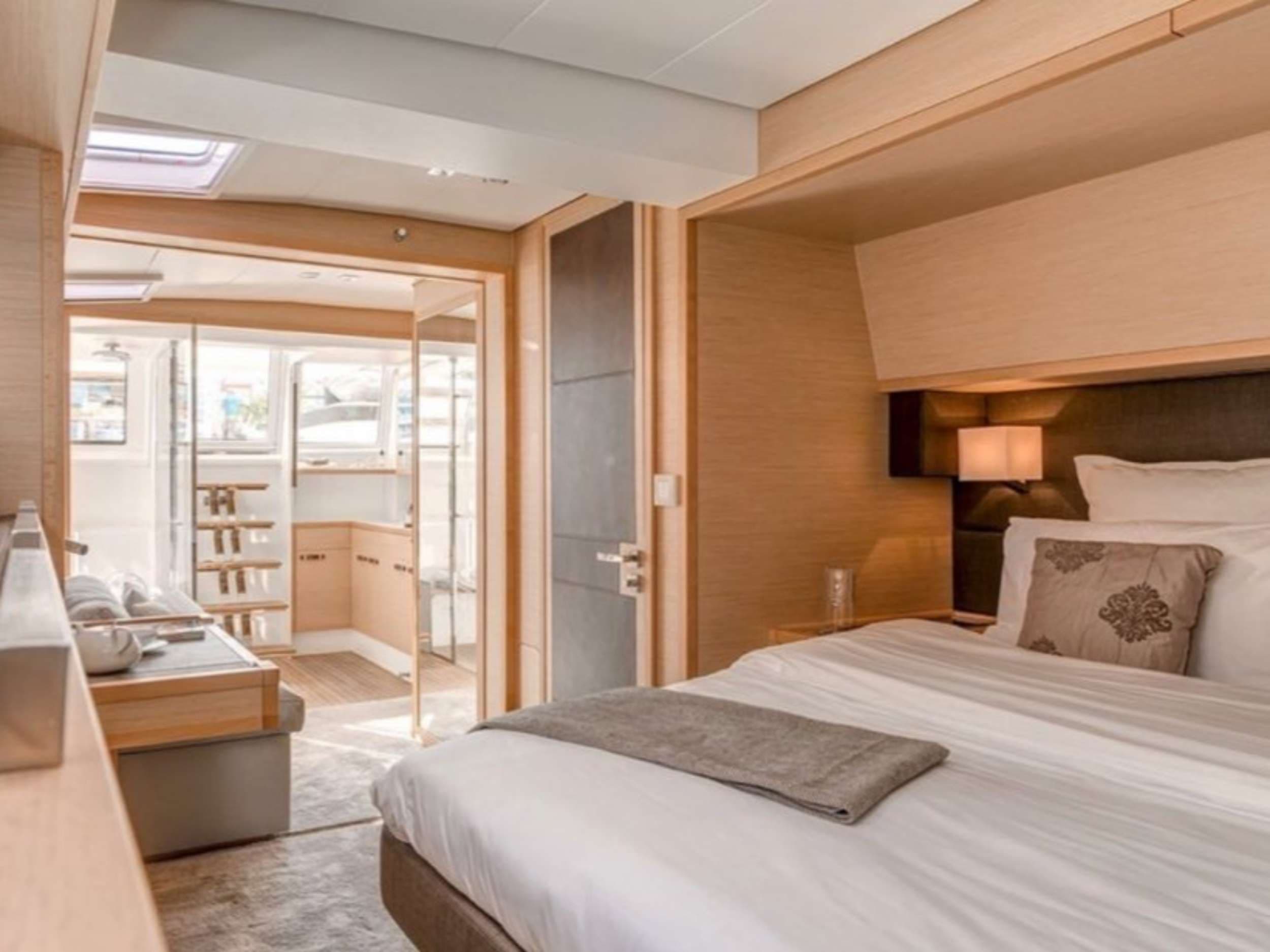 yachtPic17