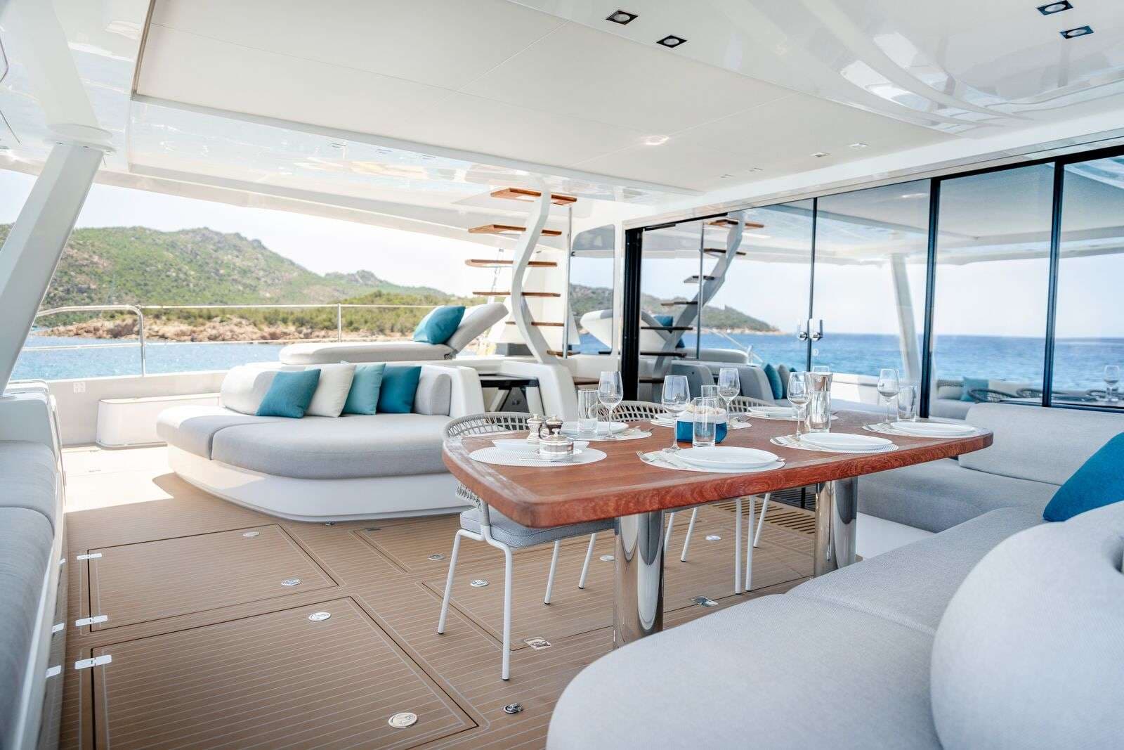 yachtPic18