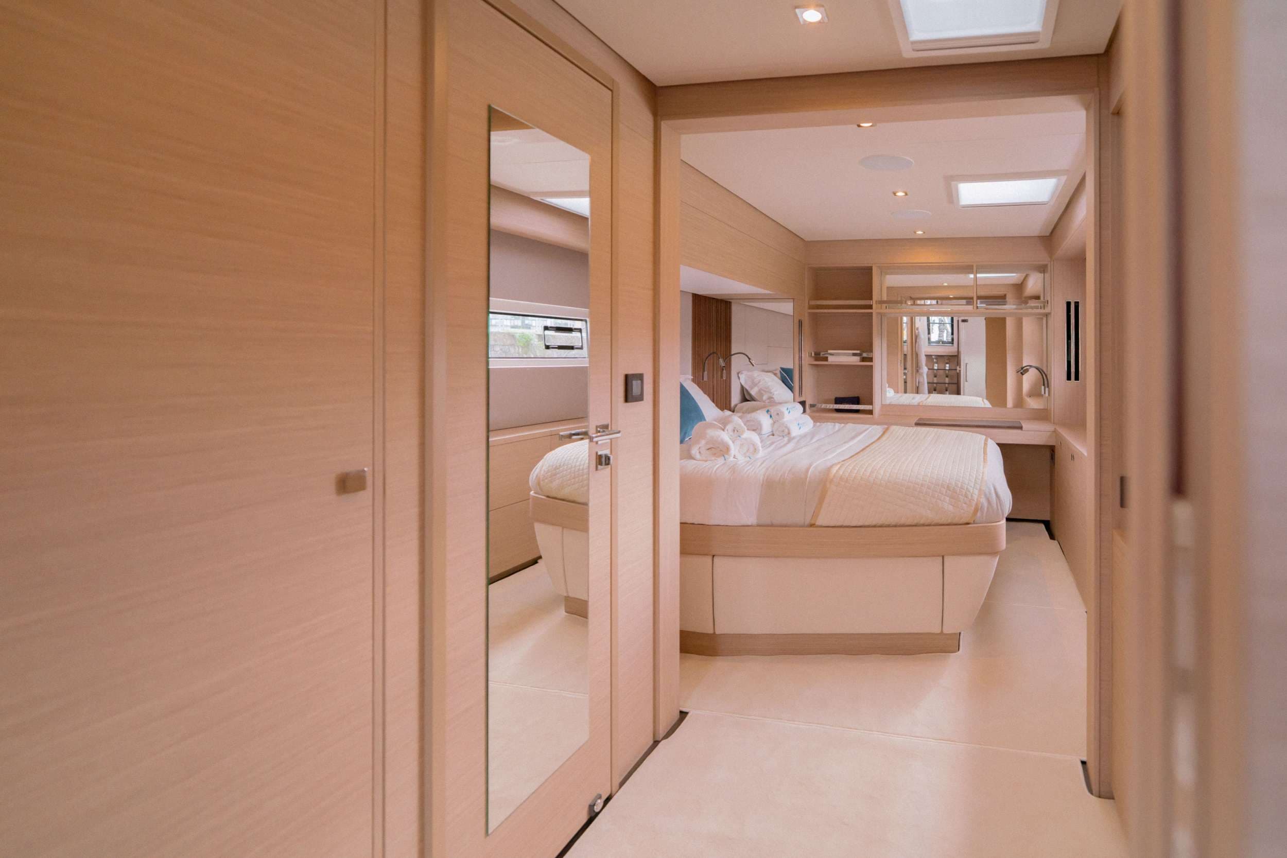 yachtPic6
