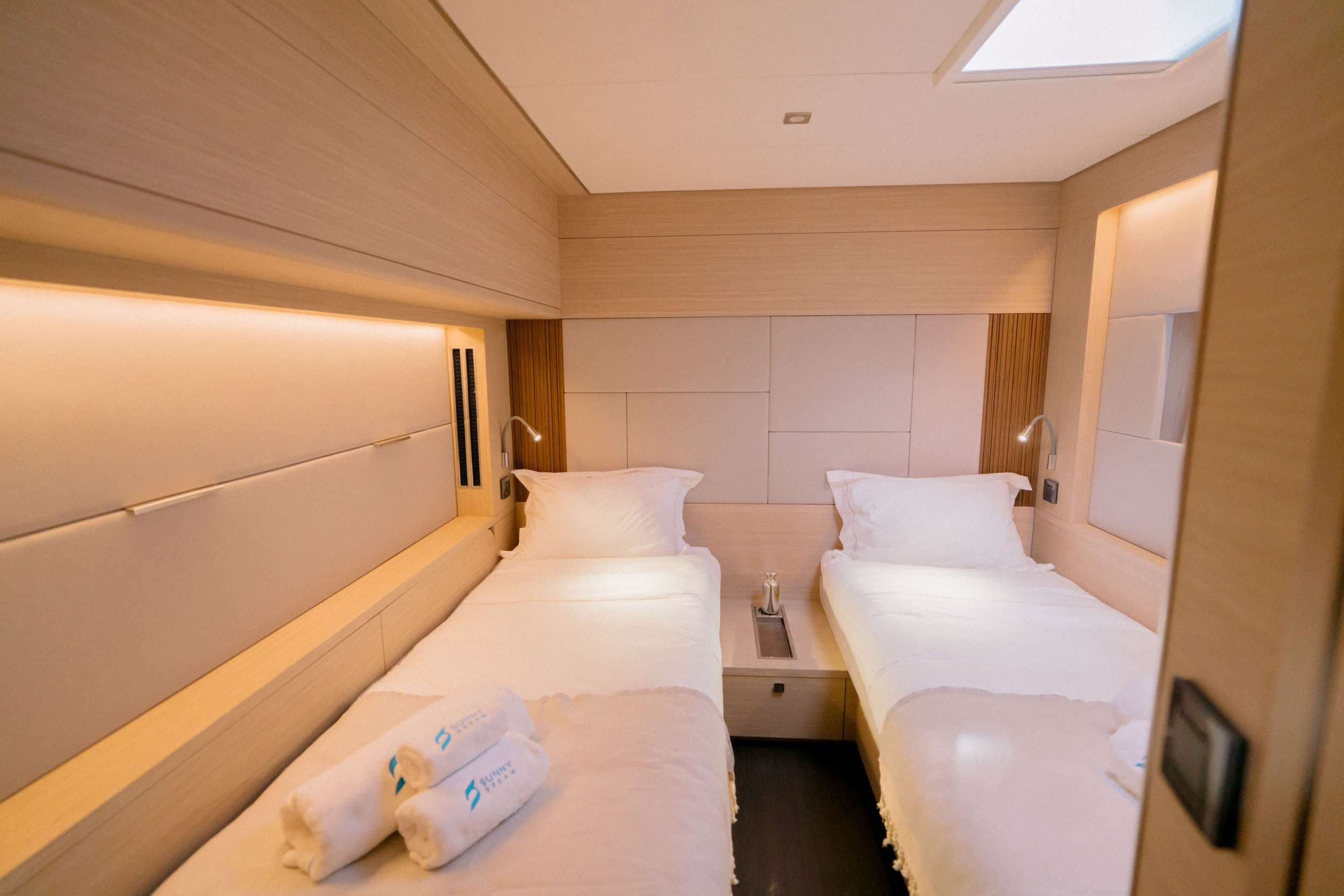 yachtPic9
