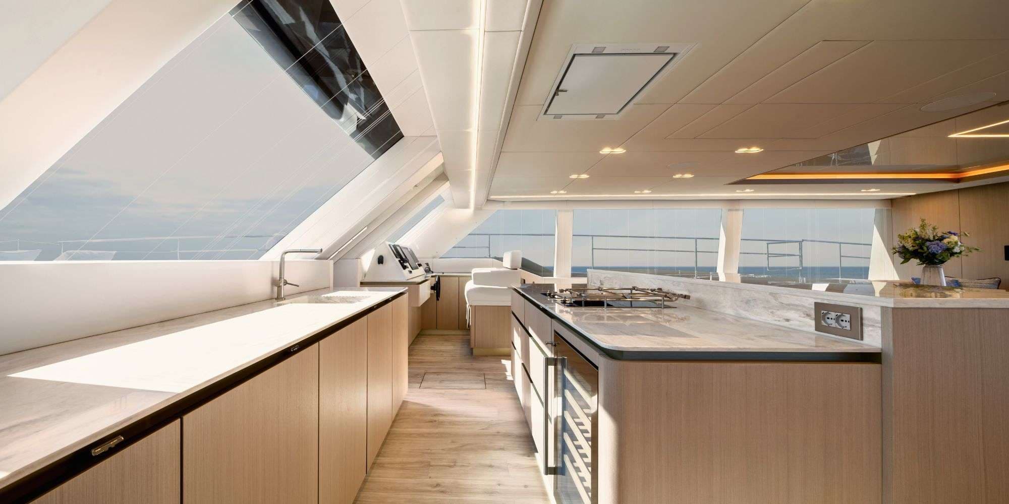 yachtPic12