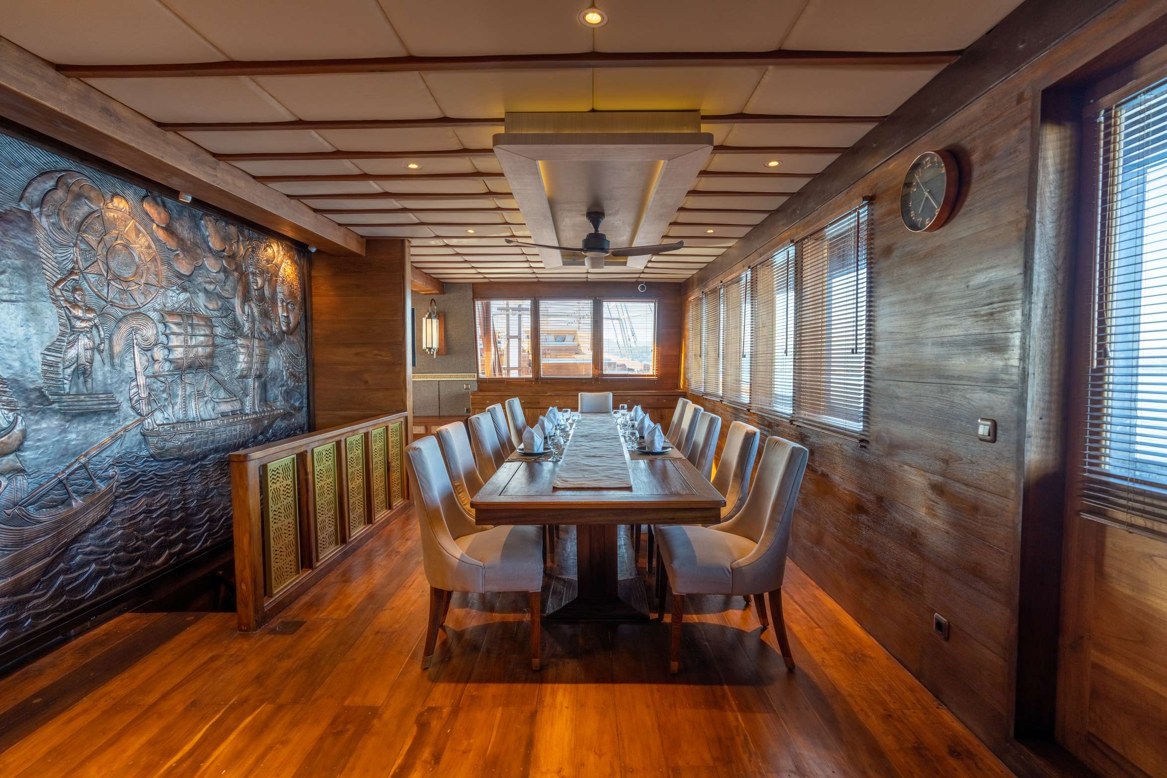 yachtPic3