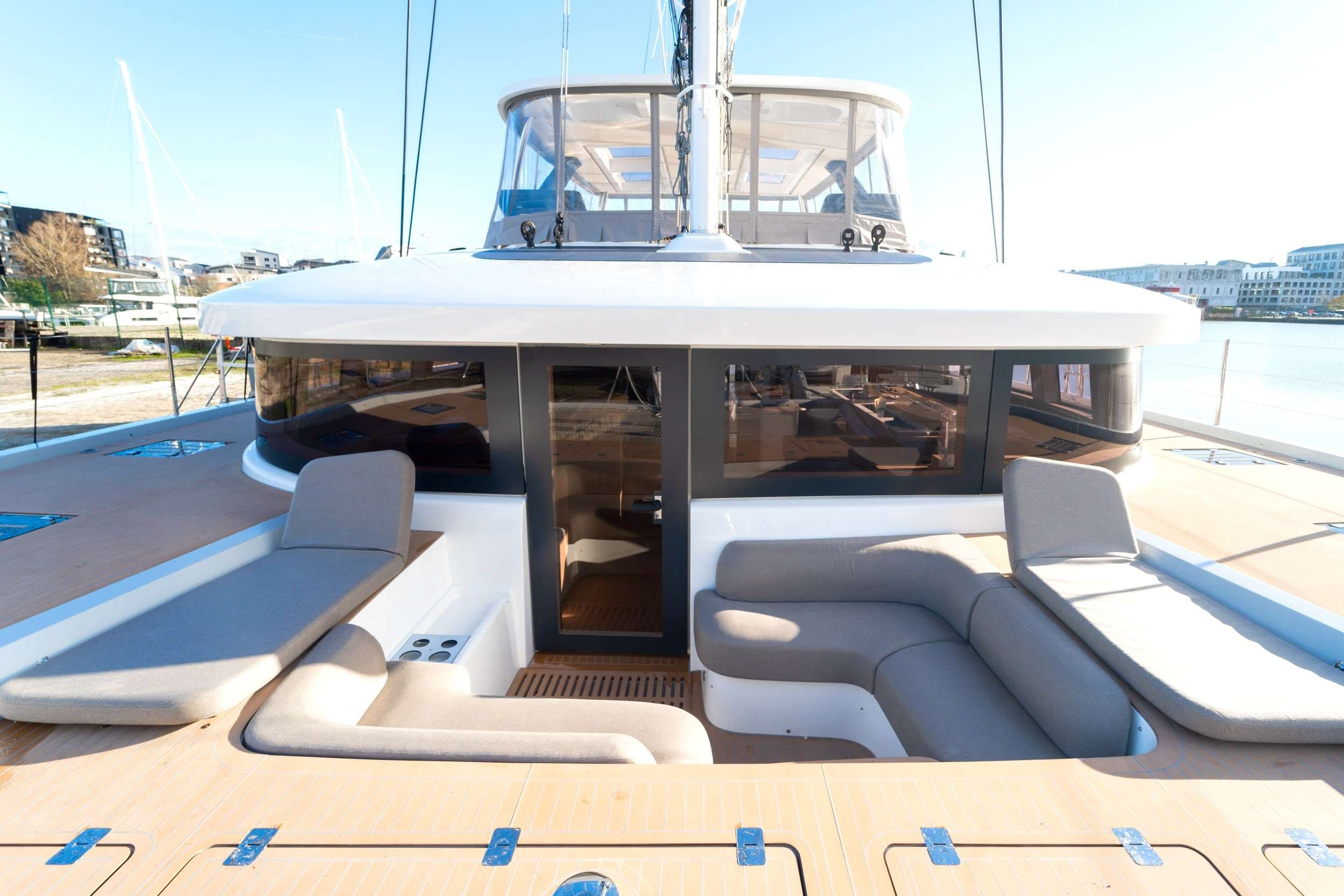 yachtPic10
