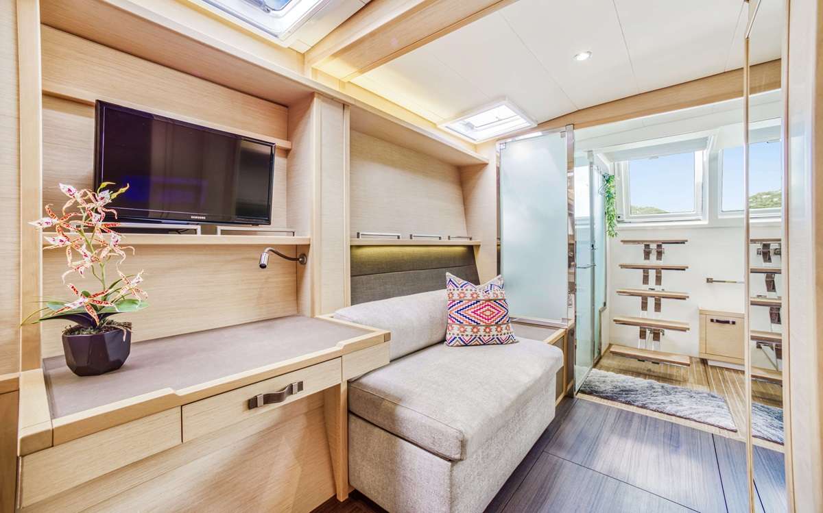 yachtPic12