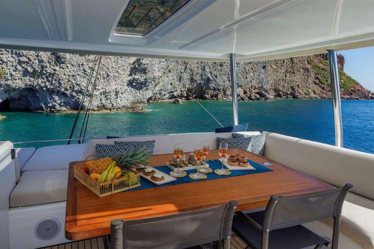yachtPic13