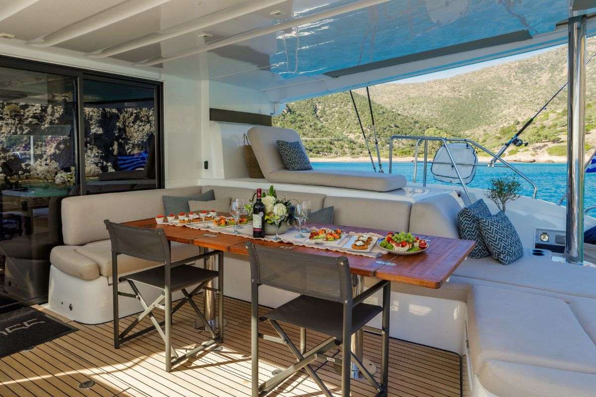 yachtPic15