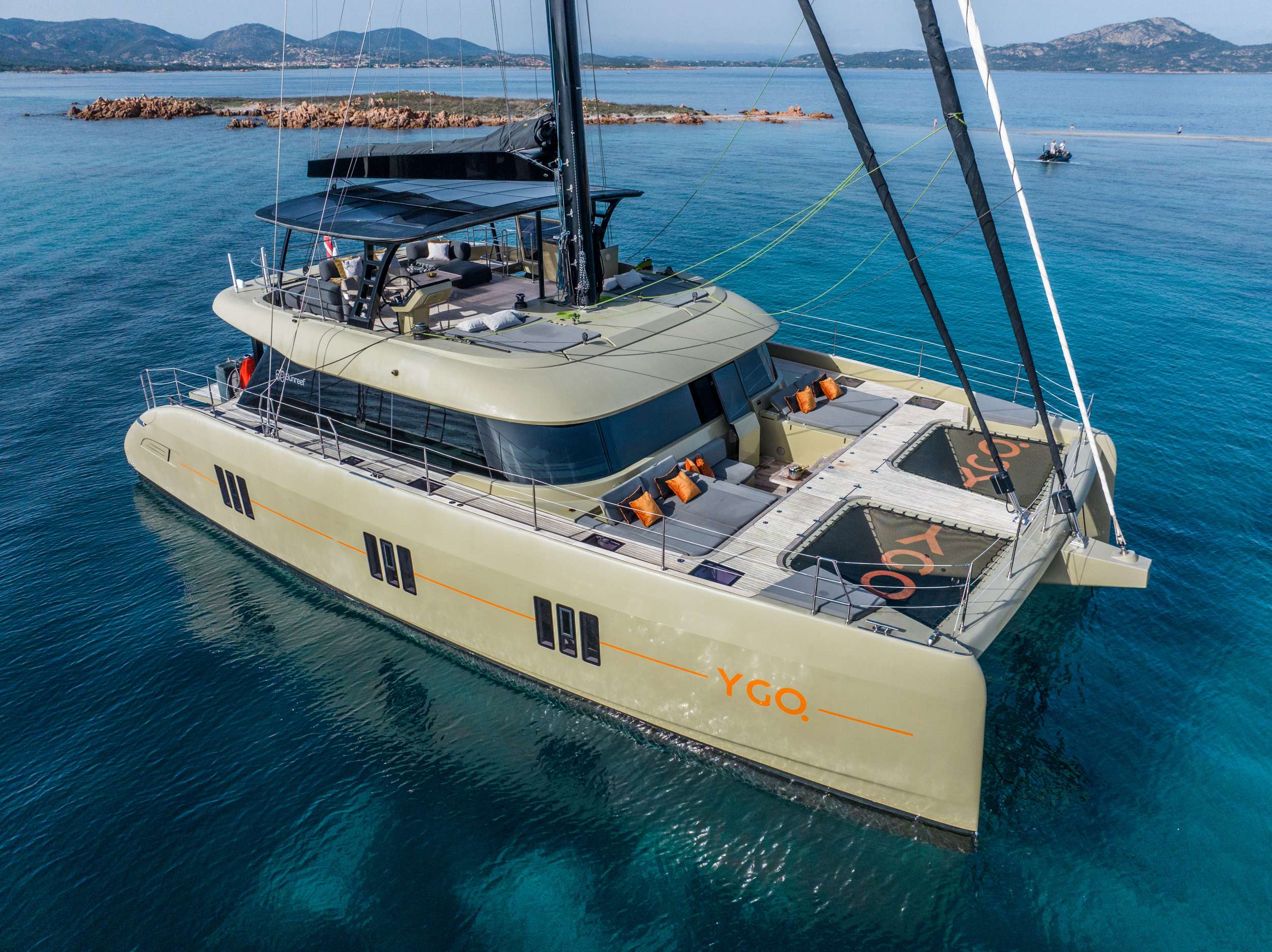 YGO., 19m catamaran