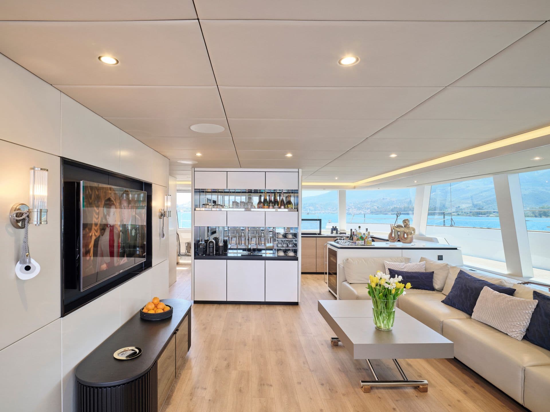 GENNY - Image 20