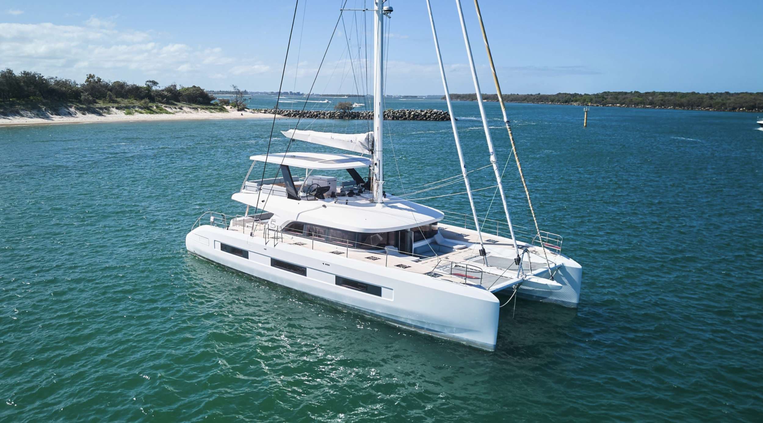 AMAREA, 21m catamaran