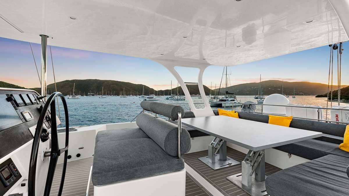 MAVERICK, foto 16 van 31