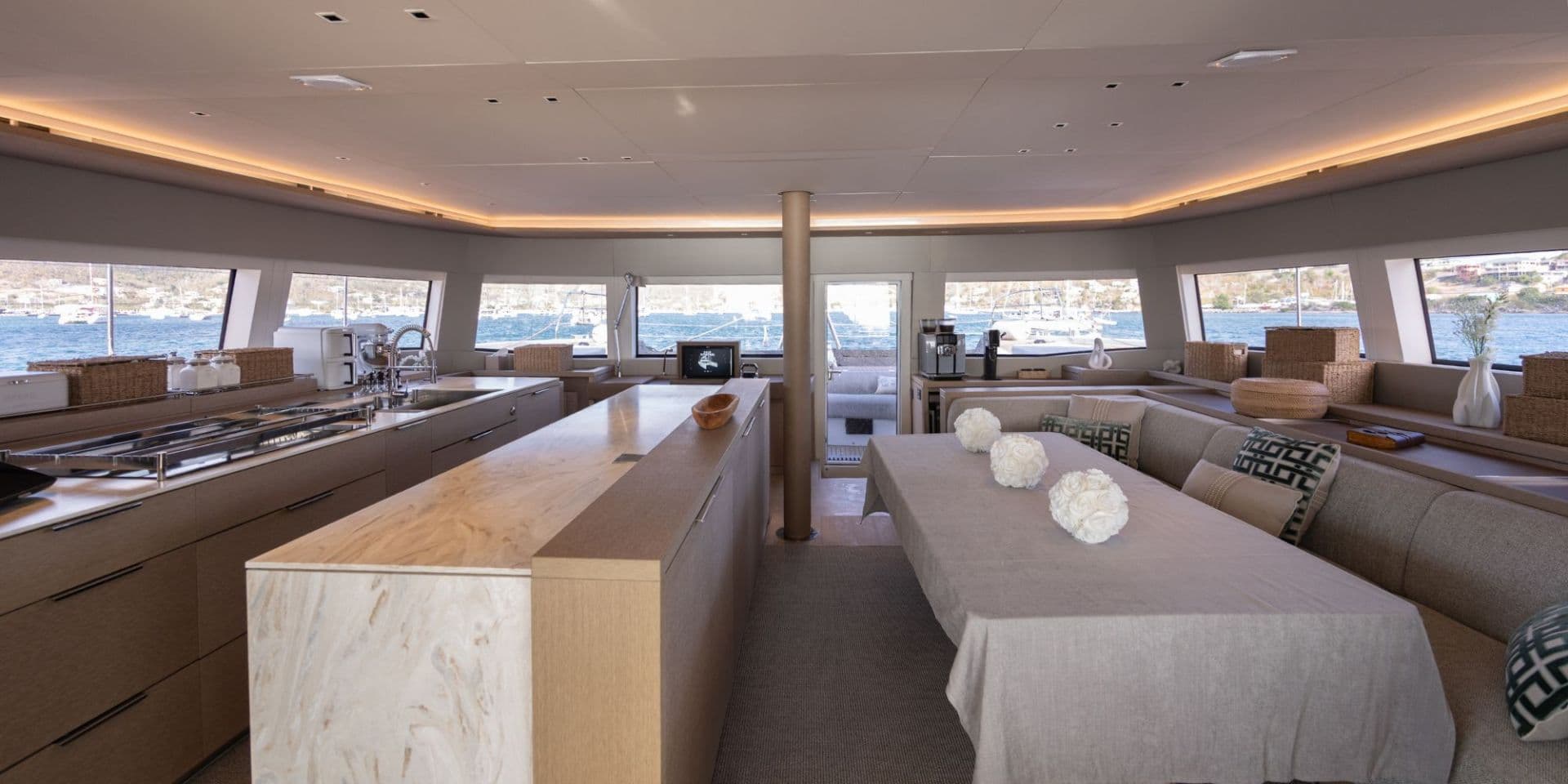 LADY ROSE - Image 10