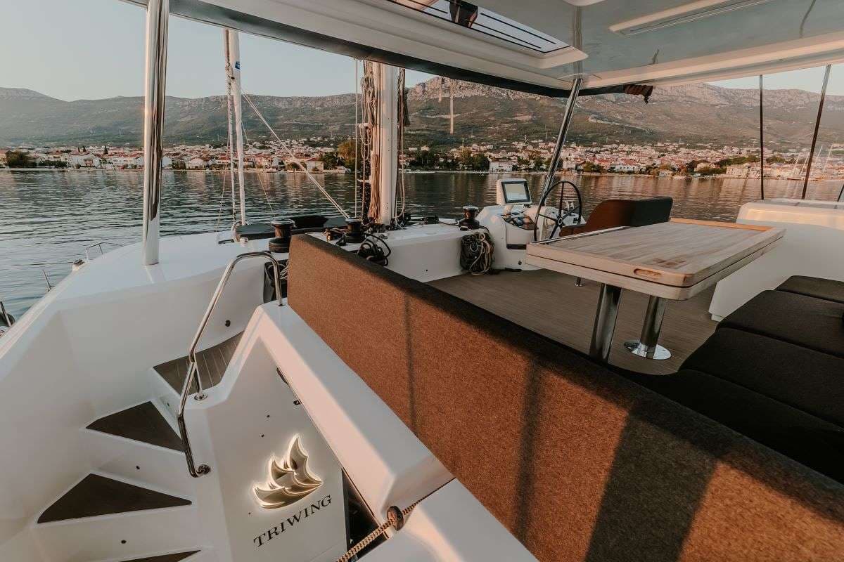 TRI WING (LAGOON 55) - Image 17