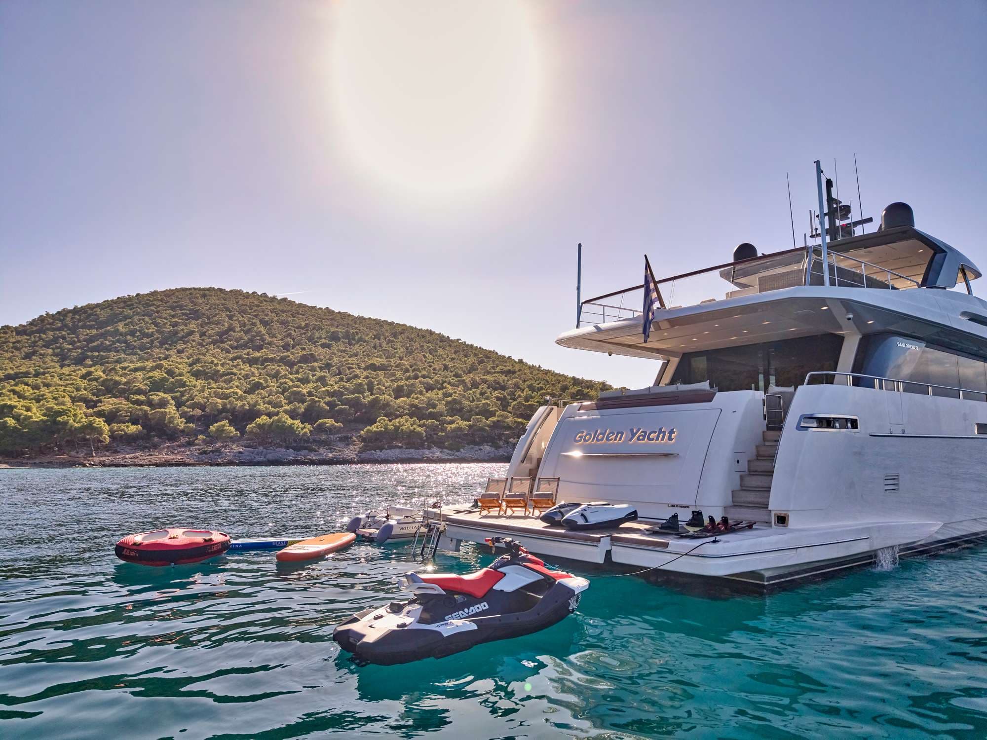 GOLDEN YACHT - Image 3
