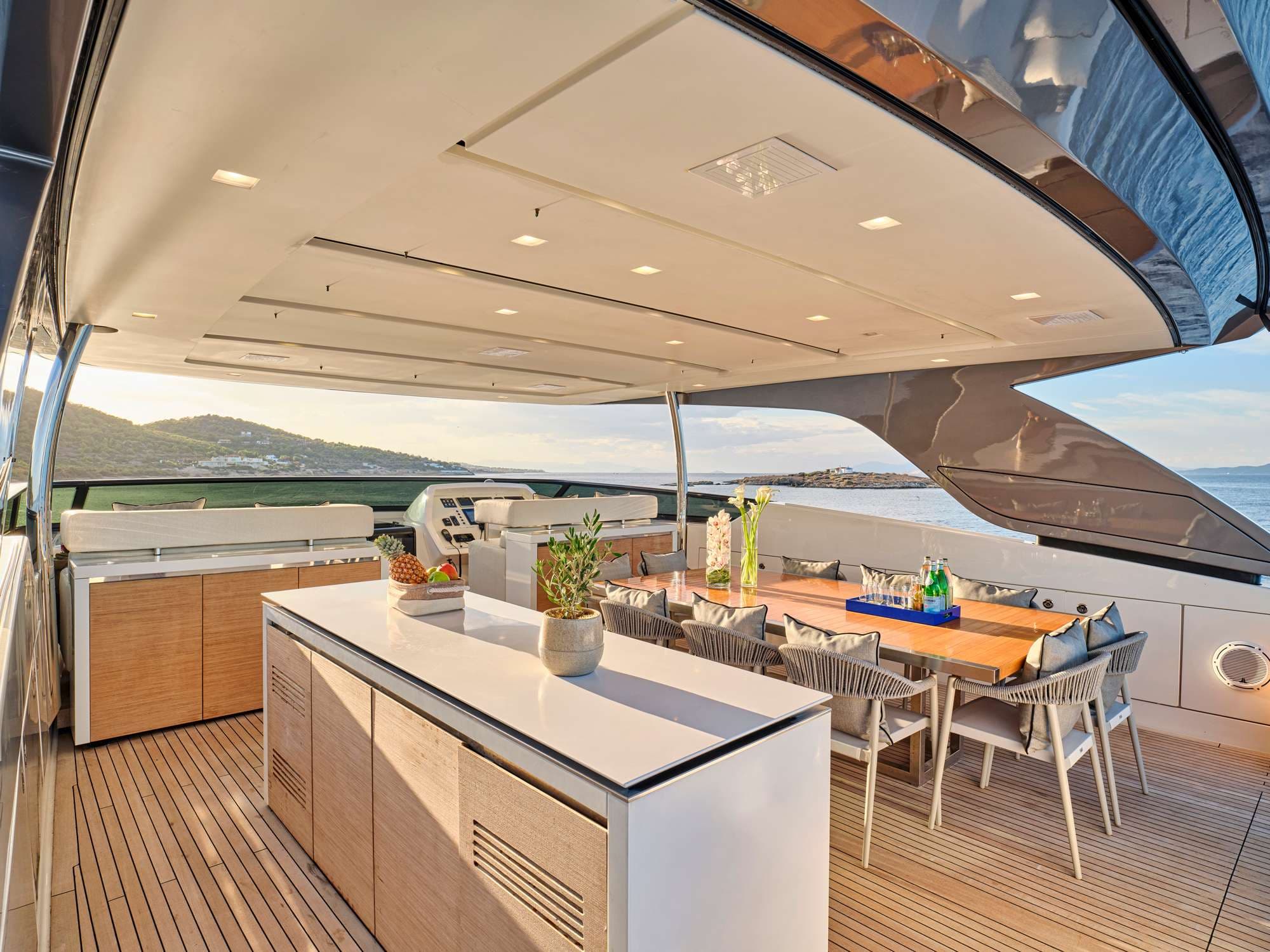 GOLDEN YACHT - Image 5