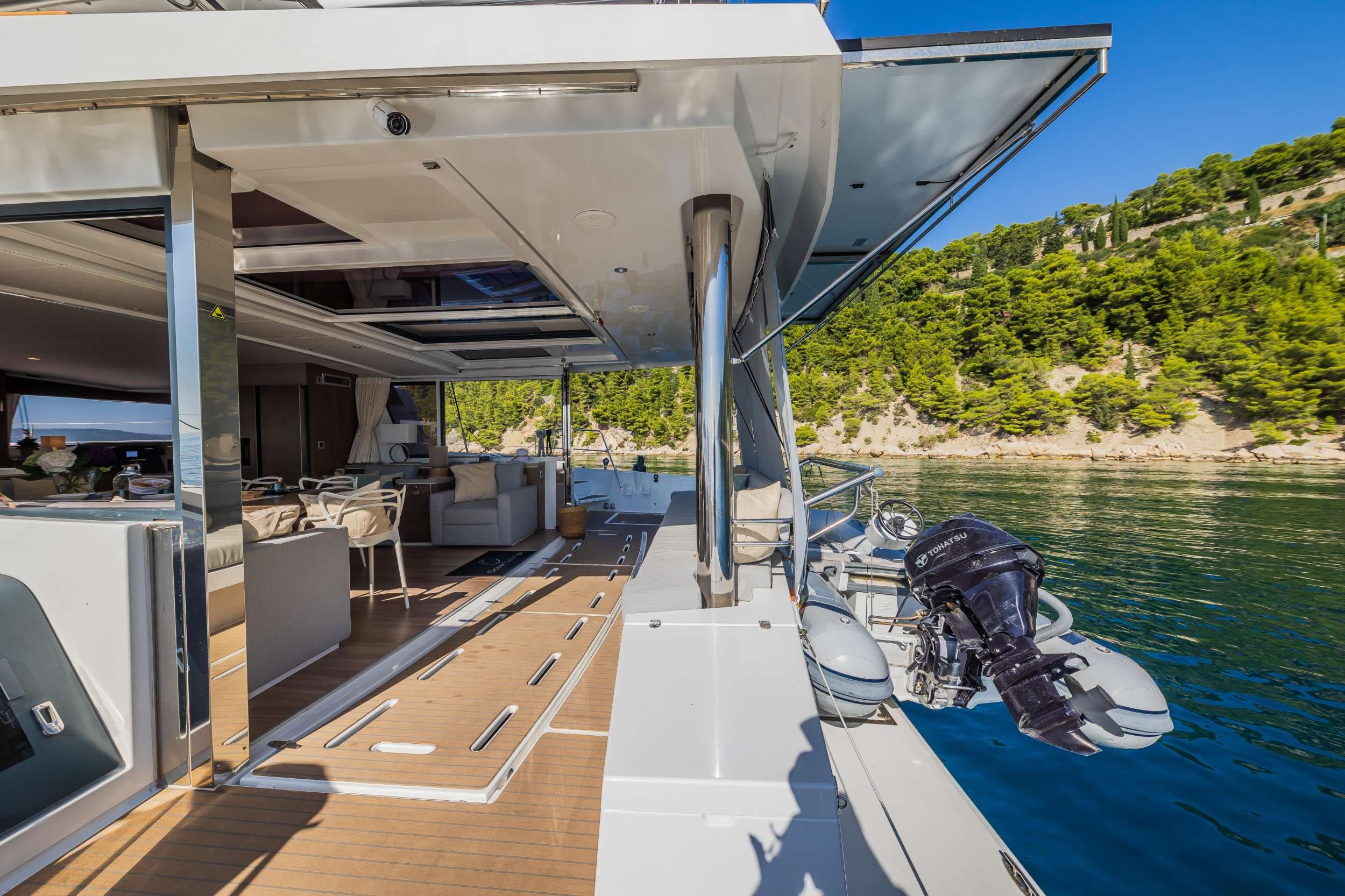 OCEAN LOUNGE - Image 11