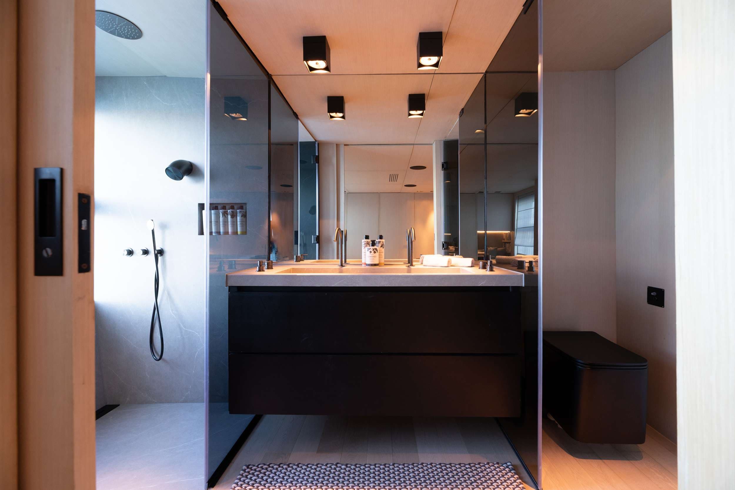 FUNKY CHOICE - Image 7