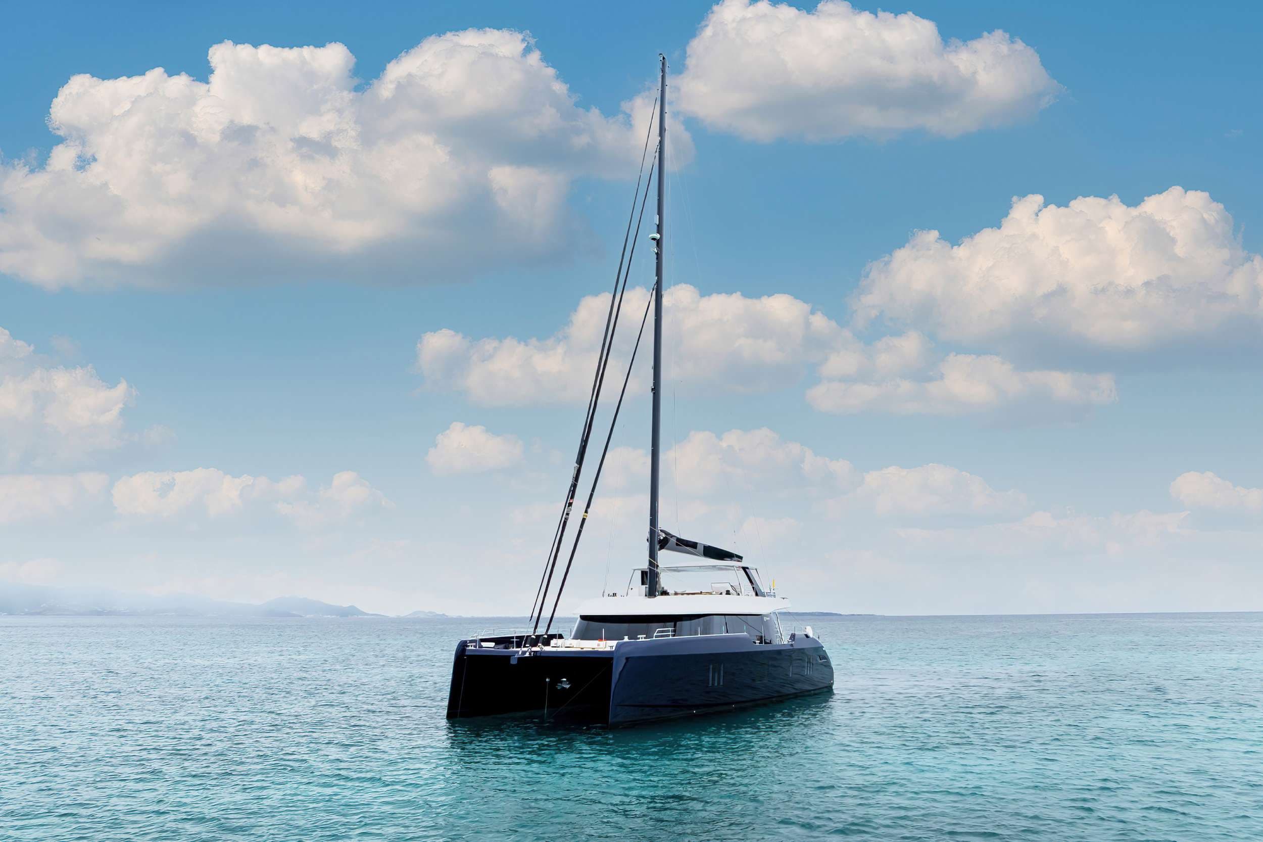 BELLDIA, 24m motor yacht