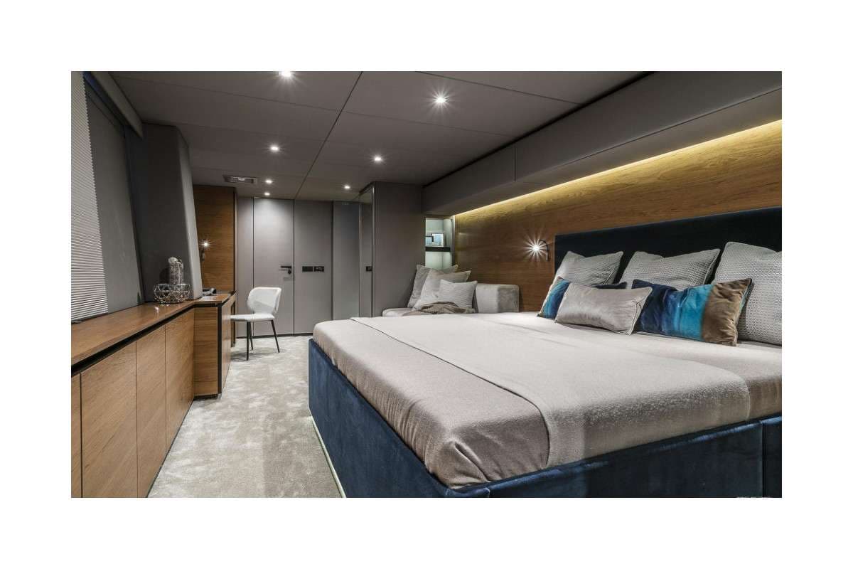 7X - SUNREEF 80 , photo 18 of 31