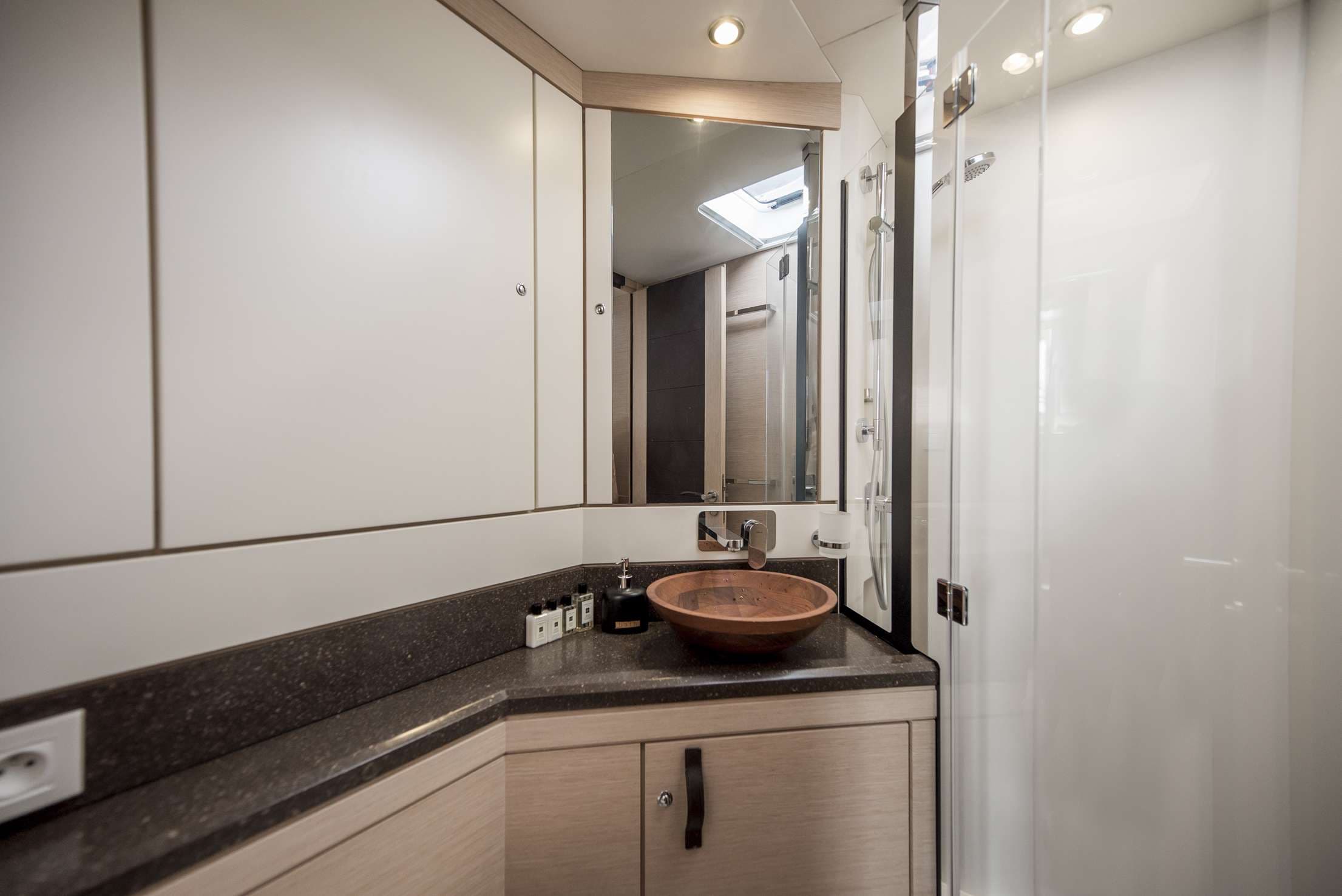 LIFE TIME - Image 7