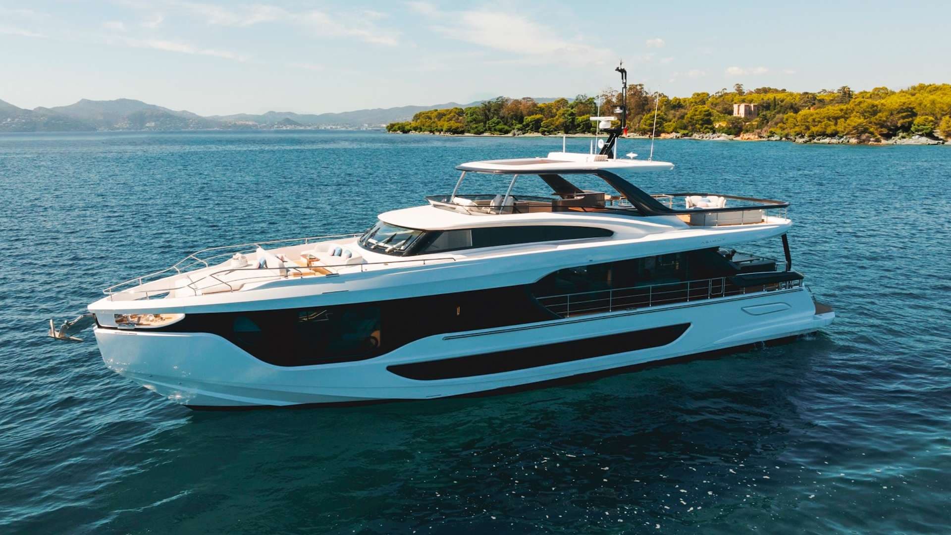 FIRST HORIZON, 26m Motoryacht
