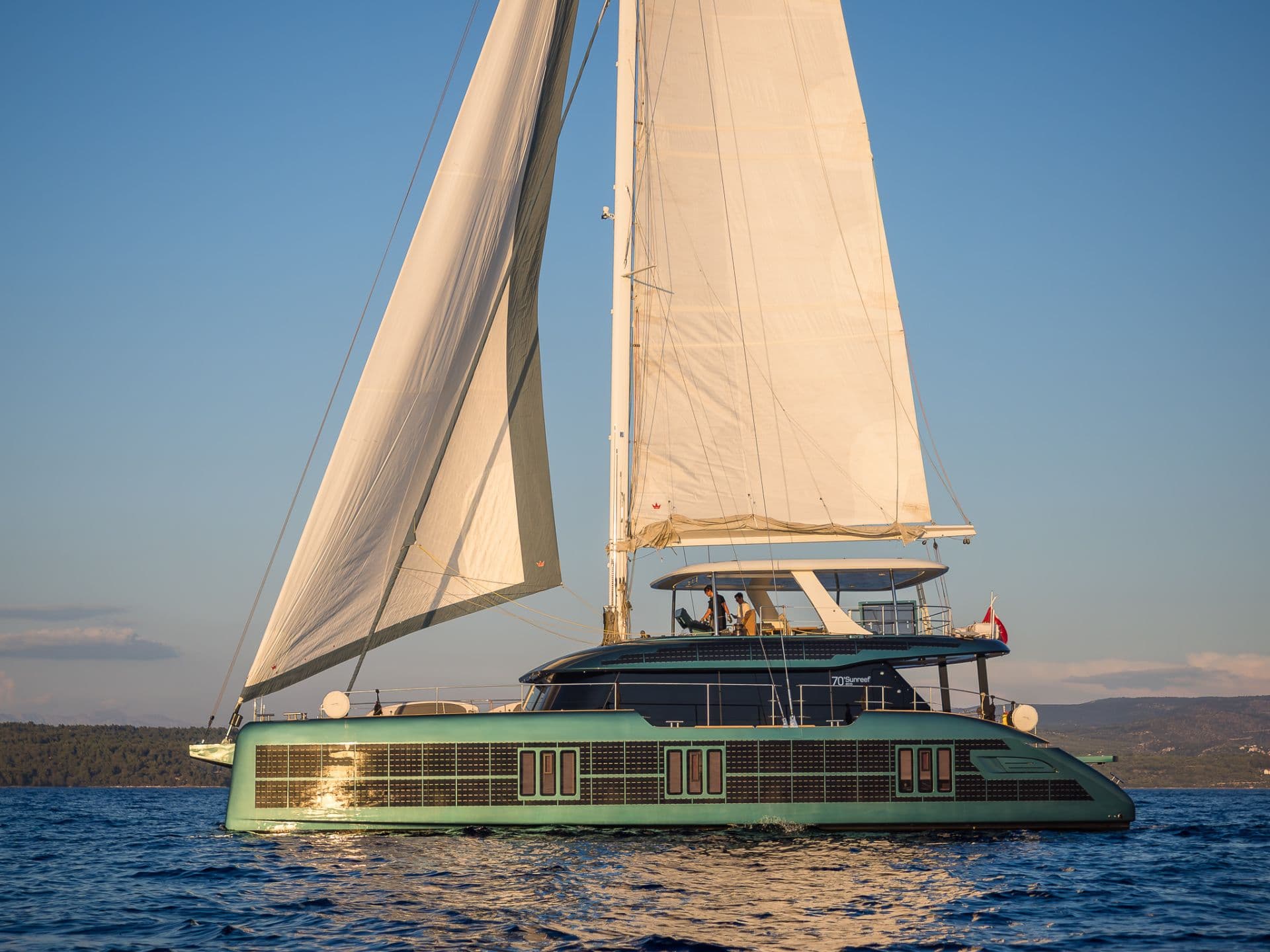 MIDORI SUNREEF 70 ECO, 21m catamaran