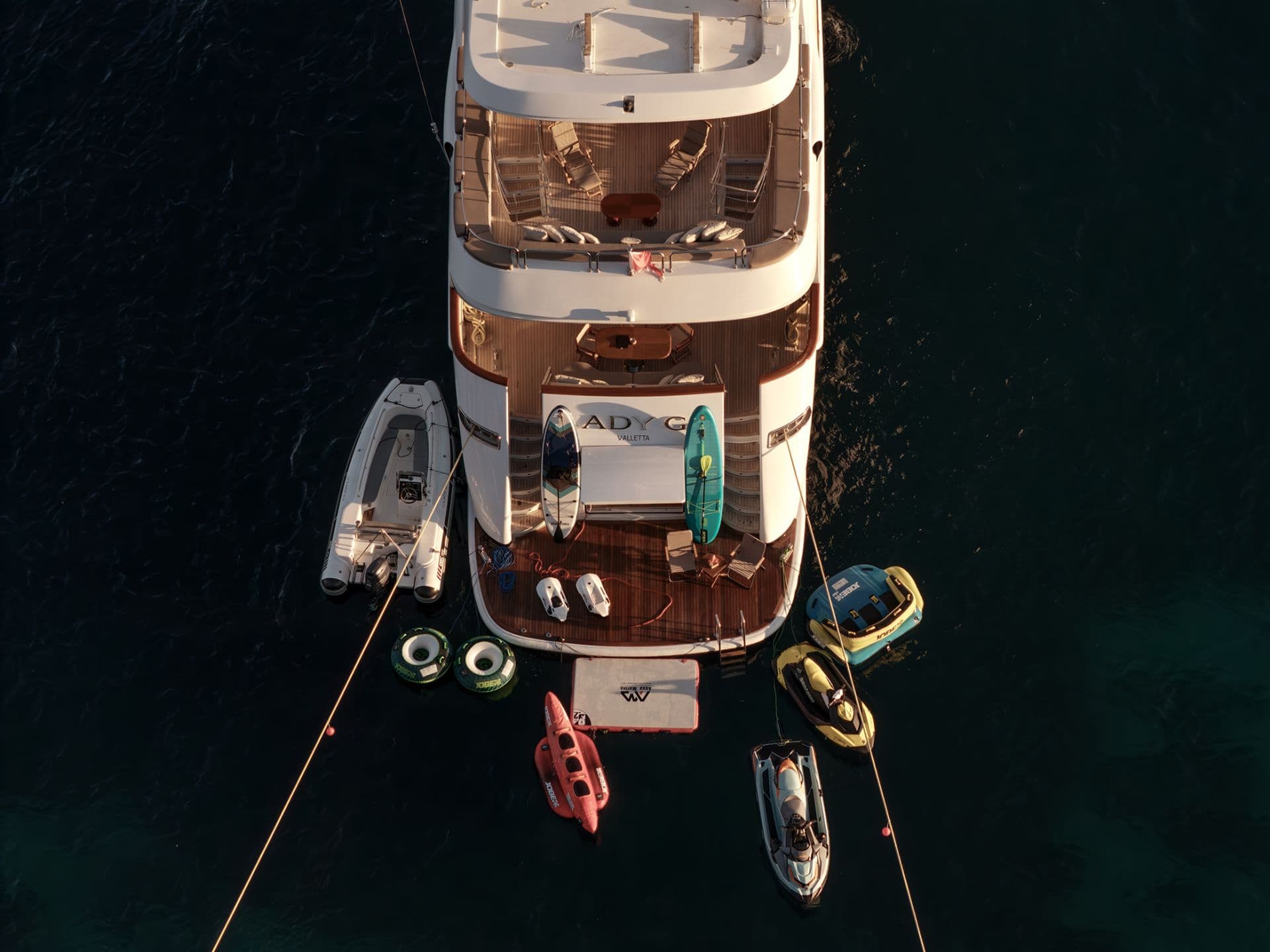 LADY G II - Image 19