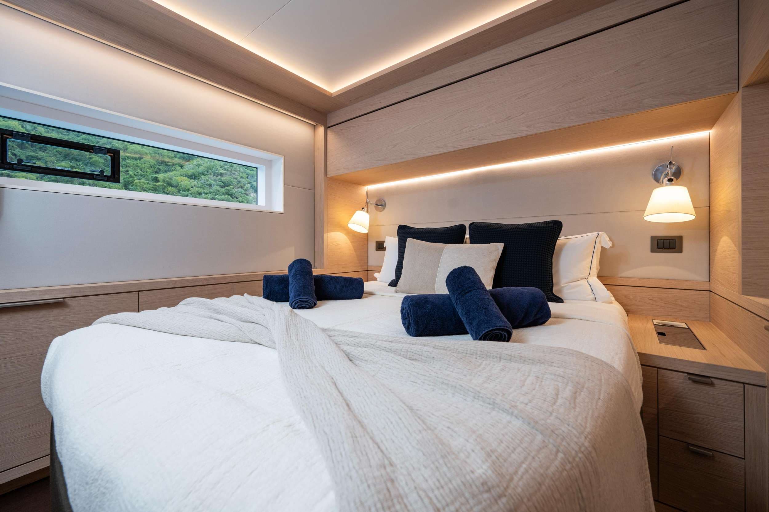 SIETE MARES - Image 12