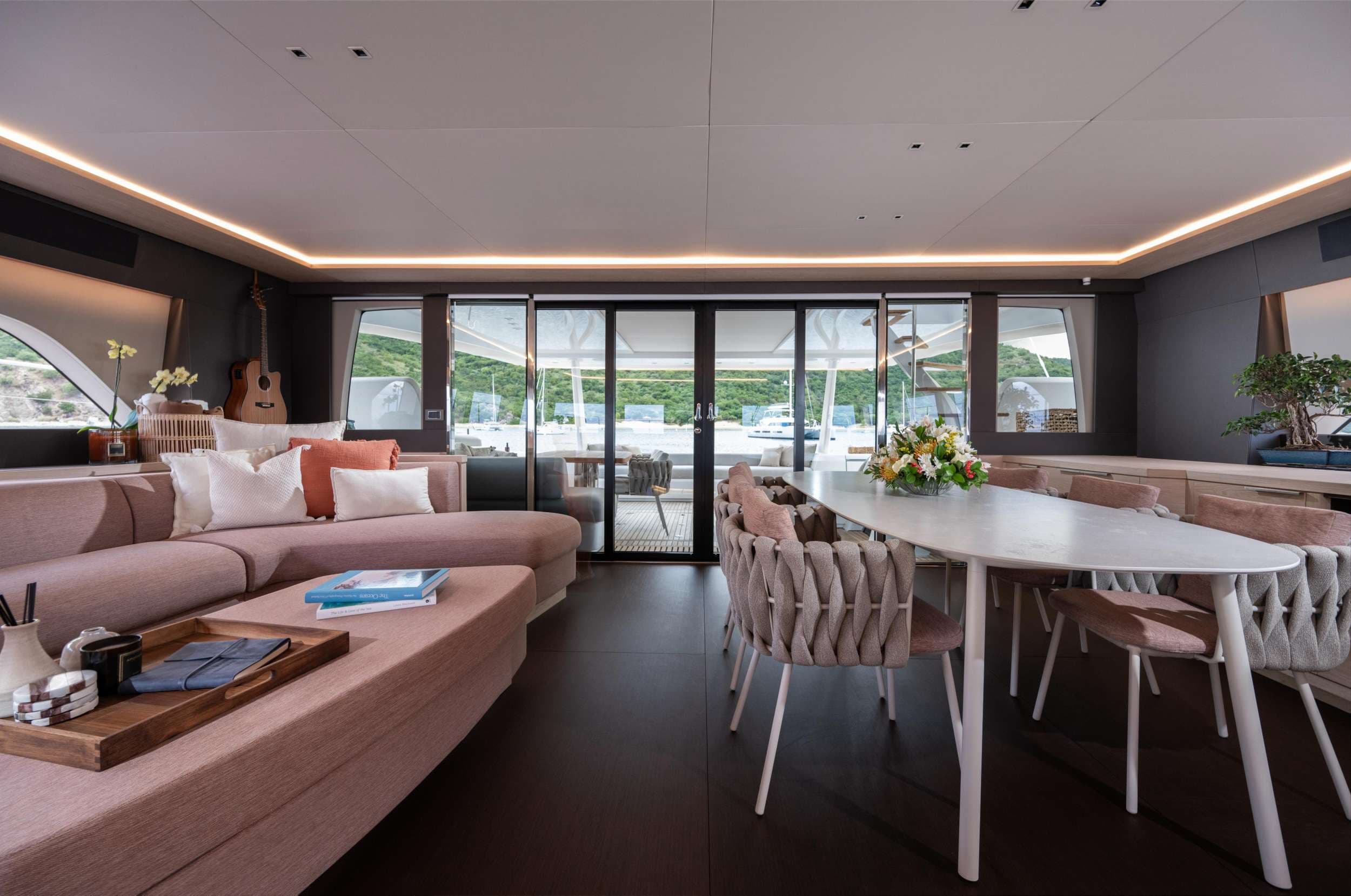 SIETE MARES - Image 14